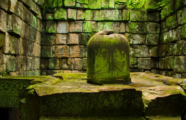 2-days-vip4-b-srei-b-mealea-koh-ker-gallery-1