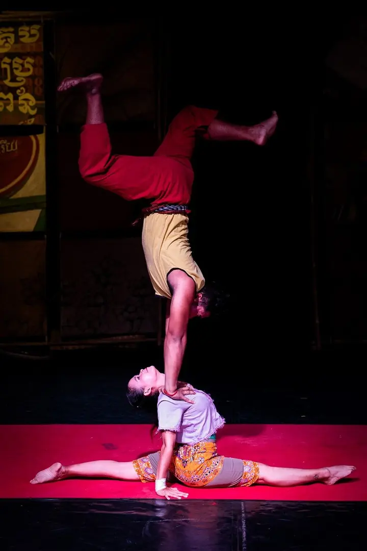 phare-battambang-circus.jpg19