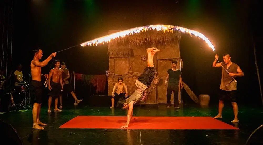 phare-battambang-circus.jpg32